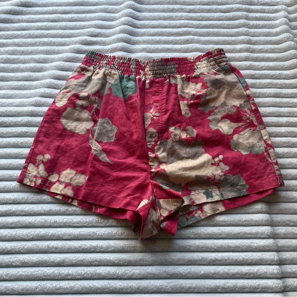 Aritzia Sunday Best Linen Floral Shorts